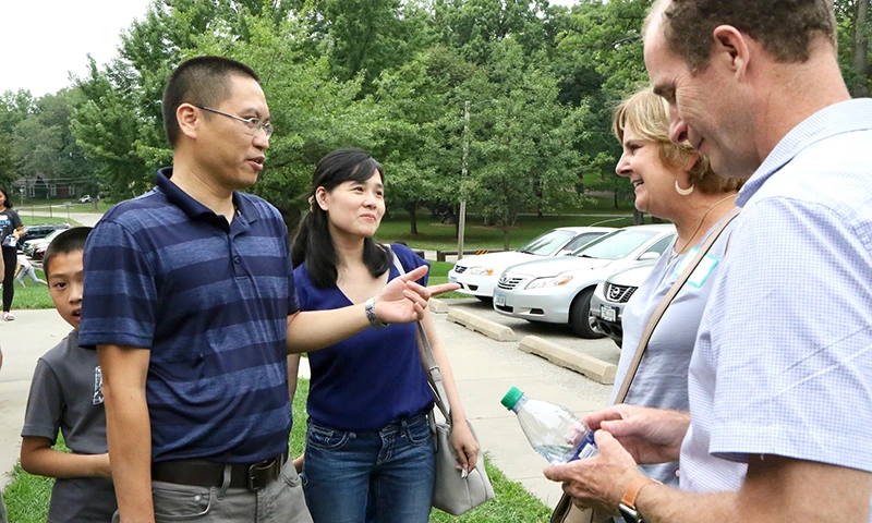 Vinh and Linh